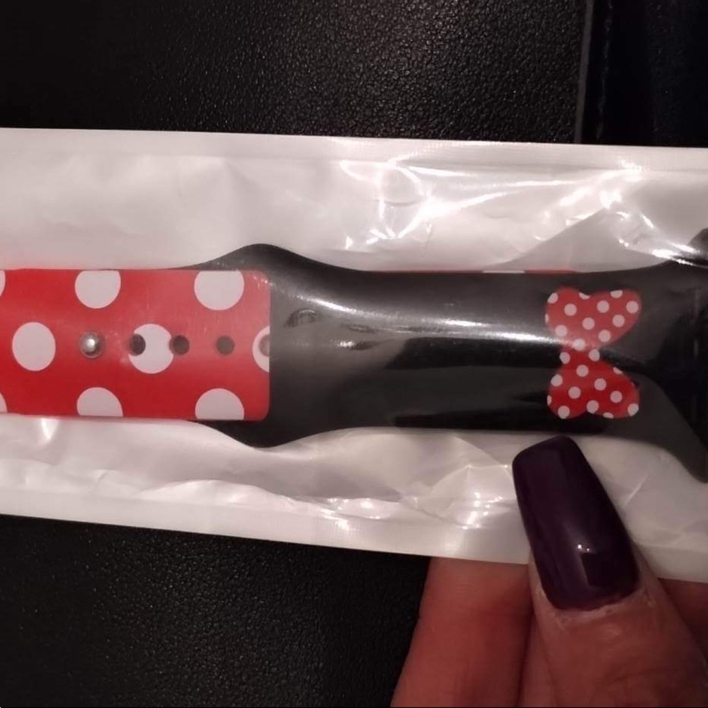 Minnie Mouse Apple Watch Bracelet